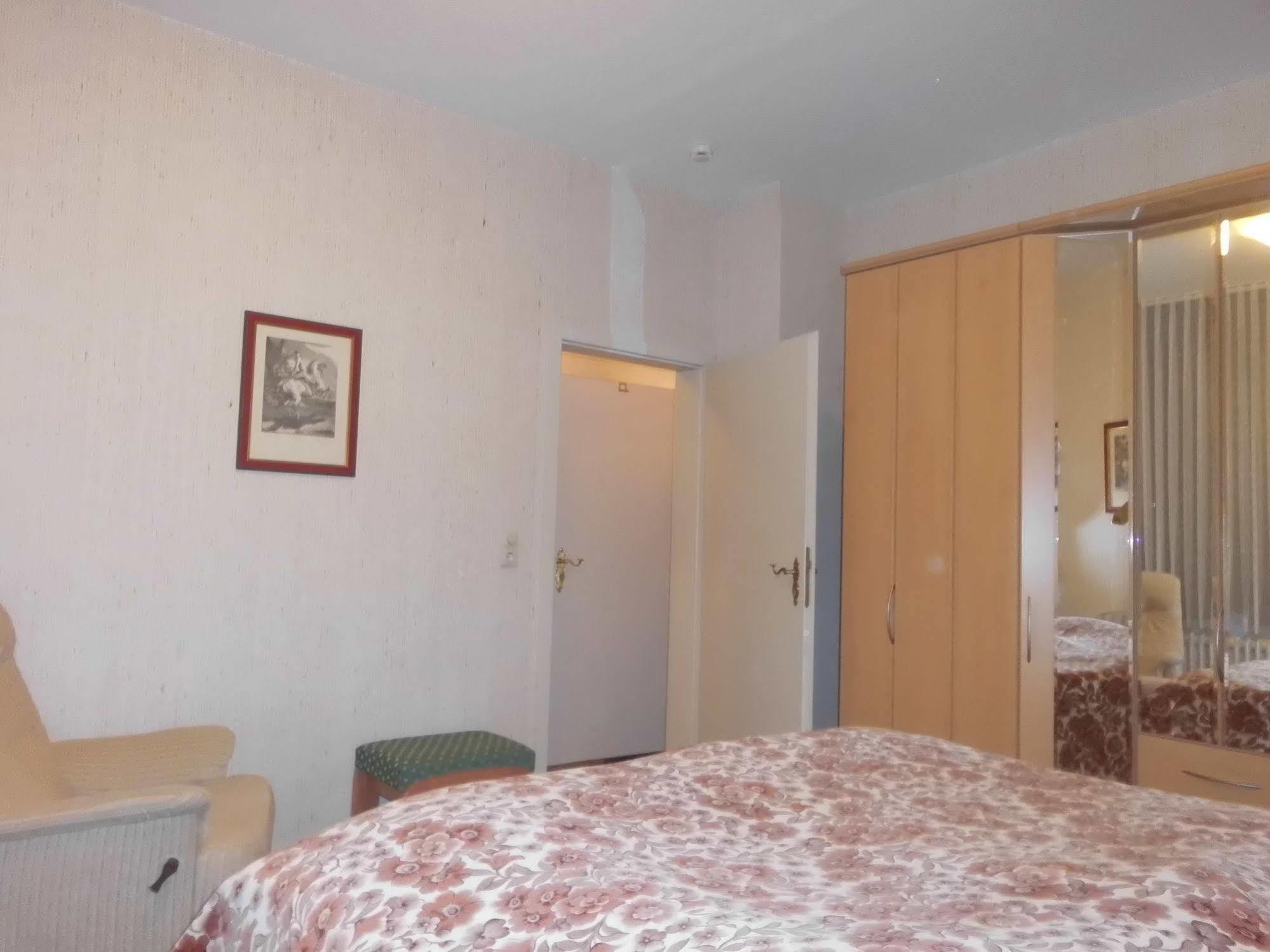 Sonnenberg Schloesschen Hotel